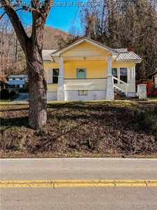 1371 Hanging Rock Hwy, Stollings, WV, 25646