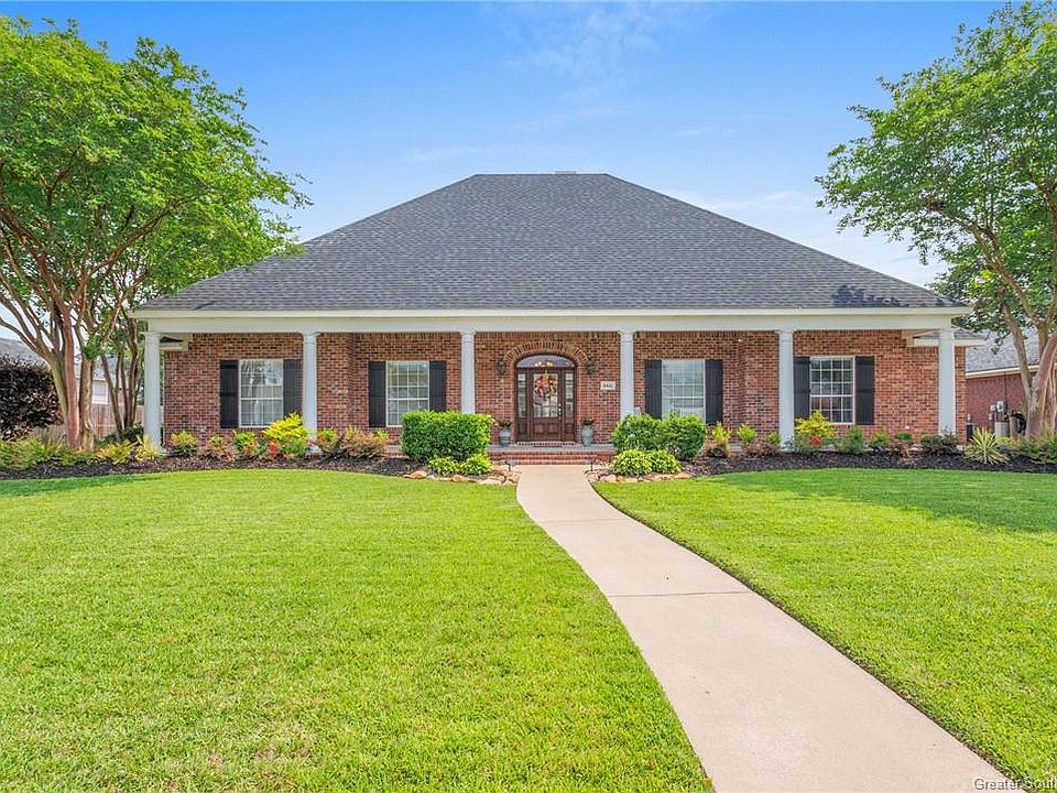 1st image of 2411 Misty Wood Dr