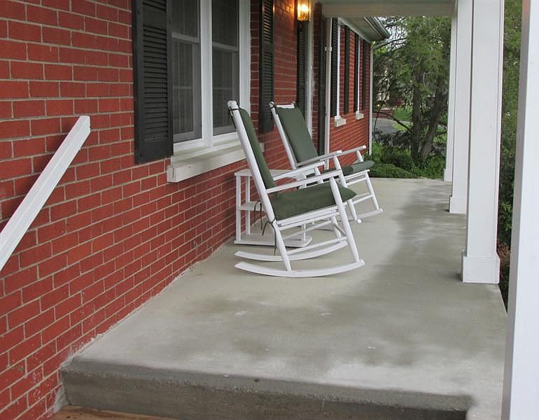 2nd image of 309 W Virginia Ave
