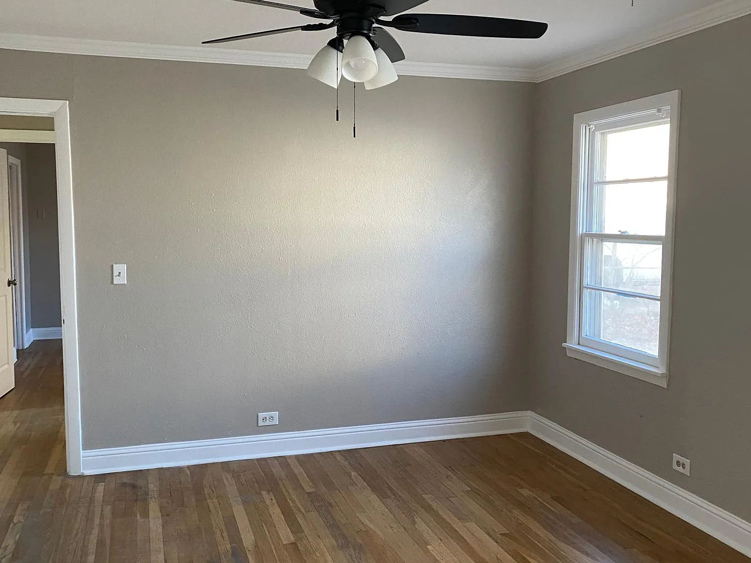 3 bed, 1416 sqft, $1,600 — Photo 2