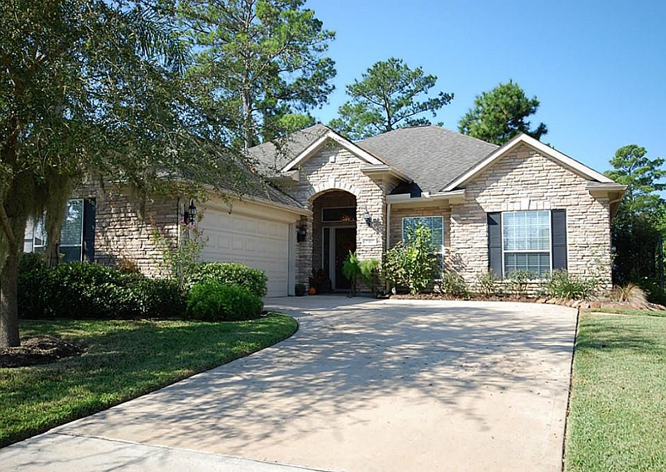 1st image of 2410 Monaldo Dr