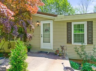 7 Rocky Rd, Red Lion, PA 17356