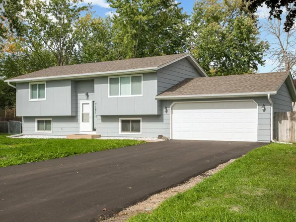 7181 Colorado Ave N, Brooklyn Park, MN 55429