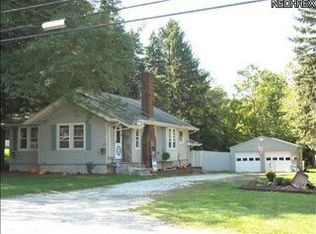 910 Sherman St, Geneva, OH 44041