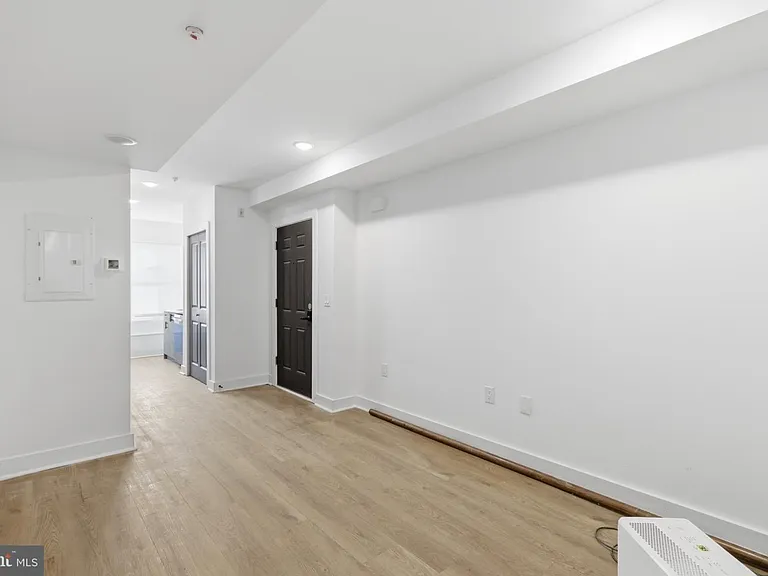 630 W Cumberland St #1 — Photo 6