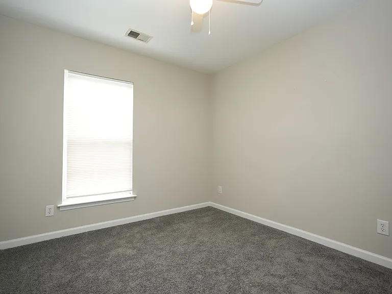 8065 Stoneham Ct — Photo 19