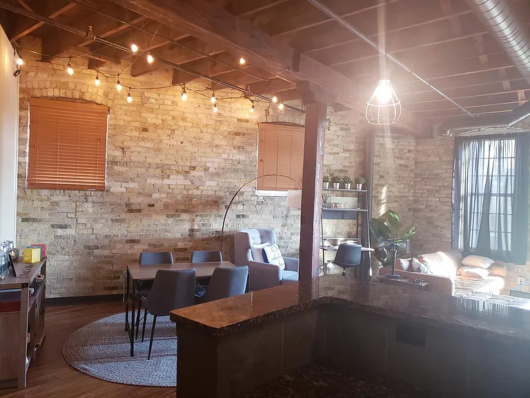 Apartment 701 Dining Area