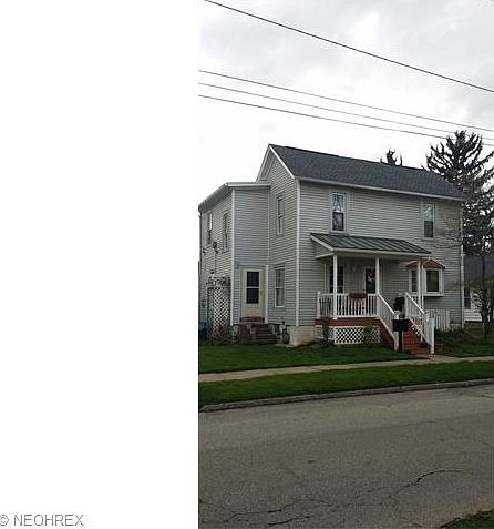 1st image of 415 S Walnut St