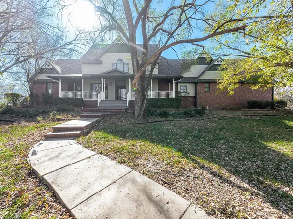 15815 E 55th St S, Derby, KS 67037