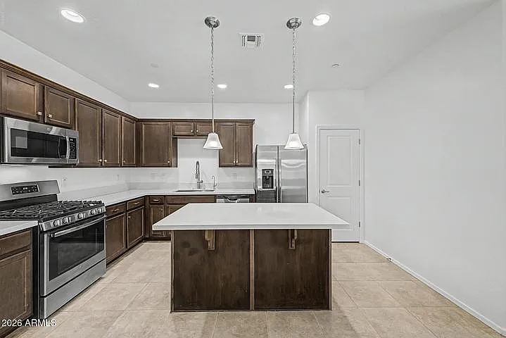 21254 W Hubbell St — Photo 24