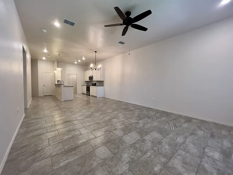 5508 Lehigh St — Photo 7