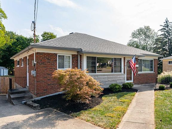 2nd image of 5954 Willow Oak Ln
