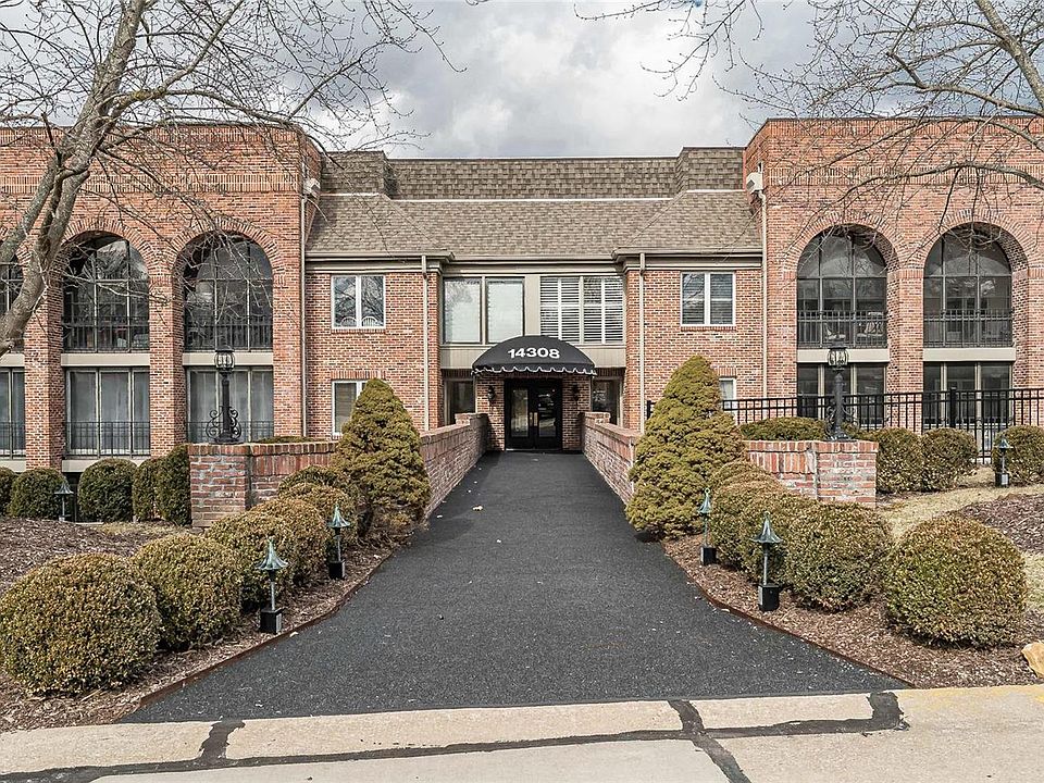 1st image of 14308 Conway Meadows Ct E APT 204