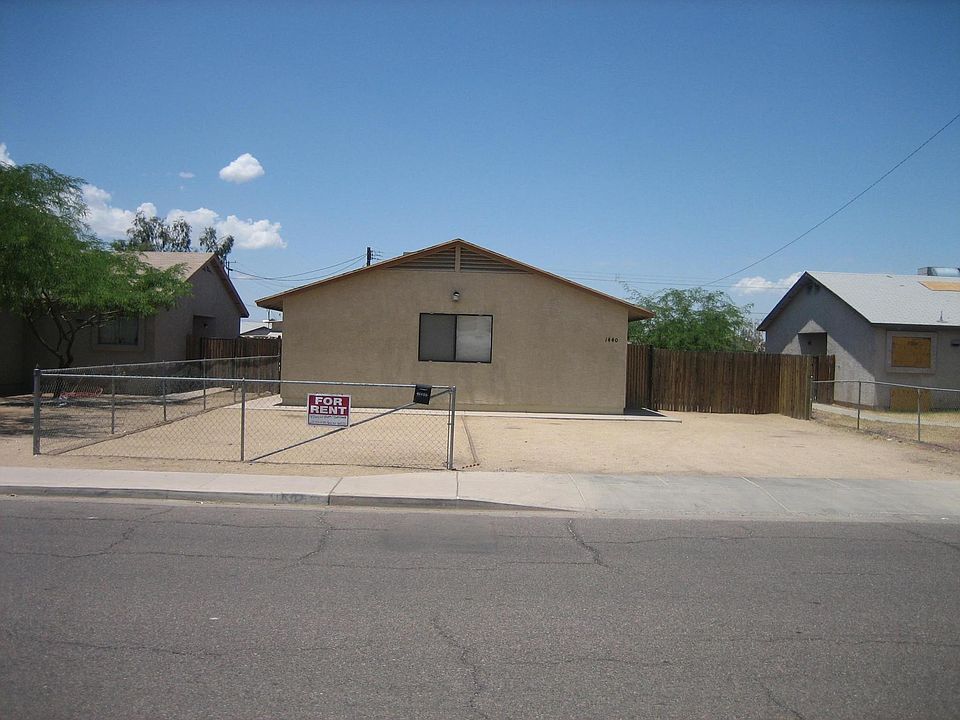 3 assigned parking spots