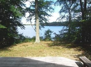 25 Paradise Ln, Halifax, MA 02338