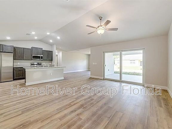 4th image of 1526 Knotty Pine Ave
