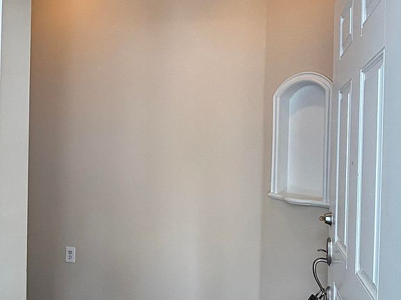 4th image of 1320 Hendrix Rd APT 406