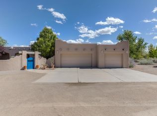 744 Trujillo Ln, Corrales, NM 87048