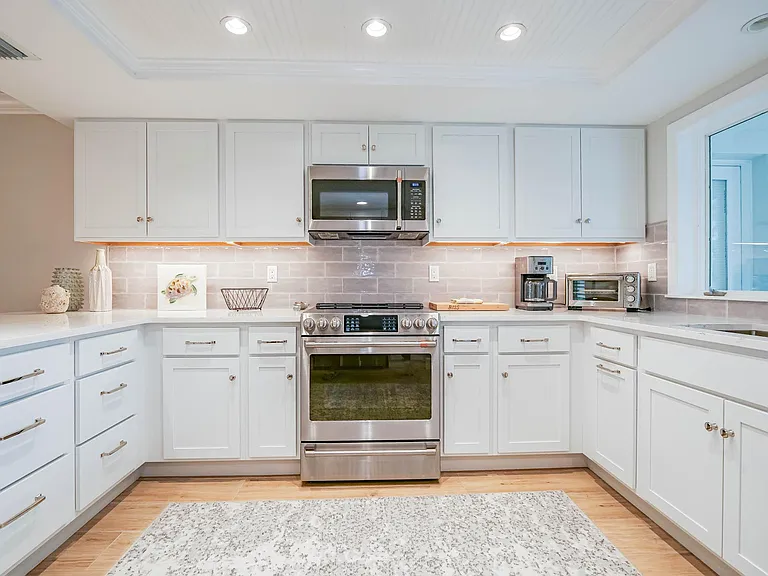 8444 Oceanside Dr #D12 — Photo 9