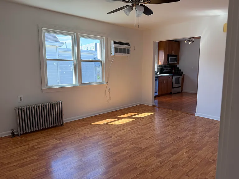 119 Marsellus Pl #2 — Photo 8