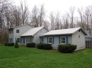 33 Hemlock Rd, Richmond, MA 01254