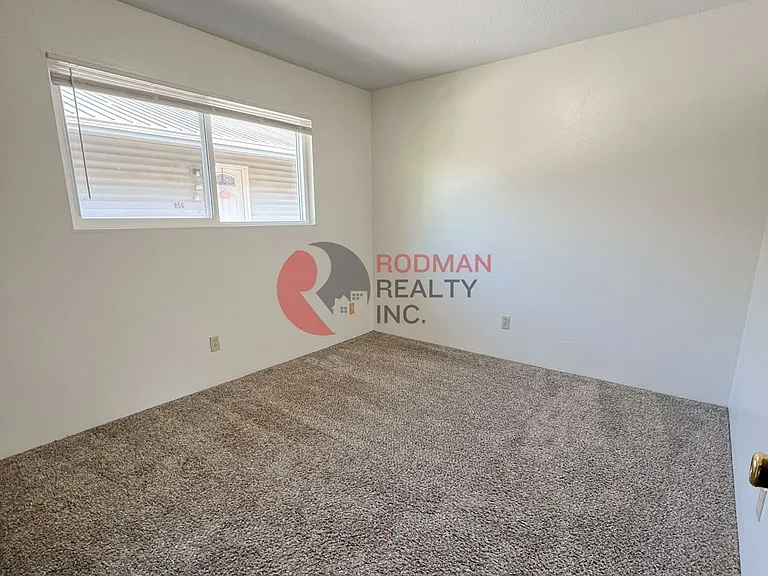 838 9th Ave #AVENUE;-848 — Photo 11
