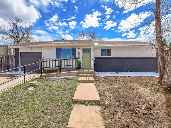 10462 W 9th Place, Lakewood, CO 80215