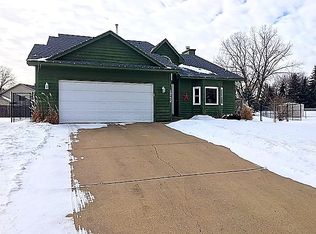 1343 104th Ave NW, Coon Rapids, MN 55433