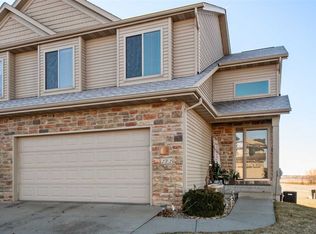 272 S Park Ridge Rd, North Liberty, IA 52317