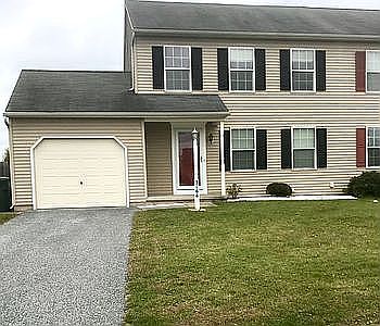 2nd image of 3166 Jayne Ln