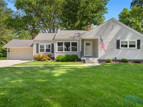 1092 Farnsworth Rd, Waterville, OH 43566