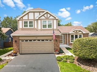 1N200 Tamarack Dr, Winfield, IL 60190