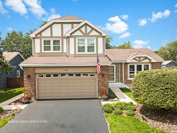 1N200 Tamarack Dr, Winfield, IL 60190