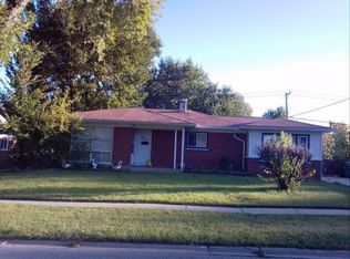 791 S Dennis Rd, Wheeling, IL 60090