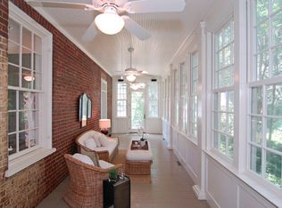 412 W Cameron Ave, Chapel Hill, NC 27516