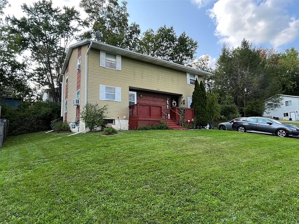 1st image of 839 Squires Ave