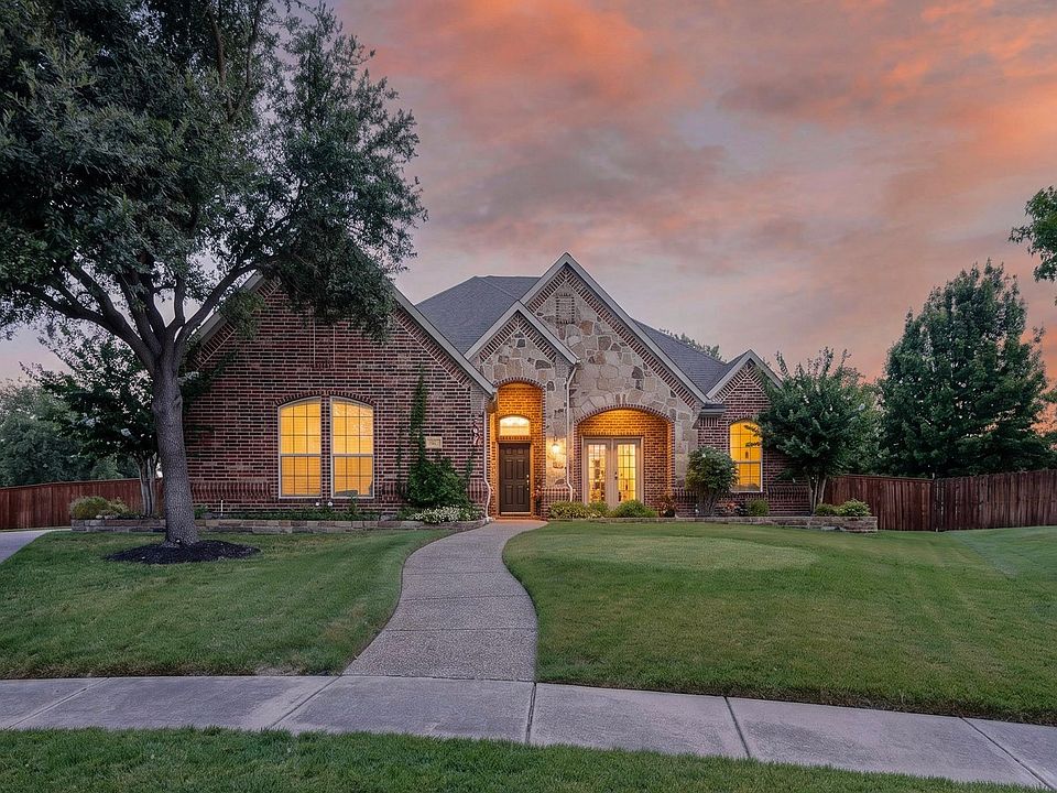 1st image of 134 Crooked Cv