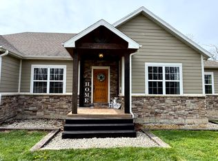 2841 Coke Rd, Mountain Grove, MO 65711