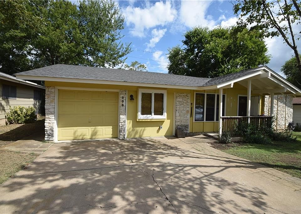 1st image of 208 E Starling Dr