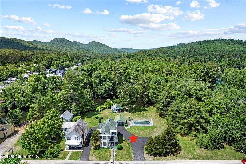 3rd image of 8 Milton Street