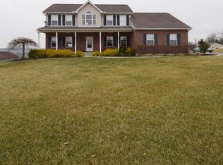 2326 California Rd, Okeana, OH 45053