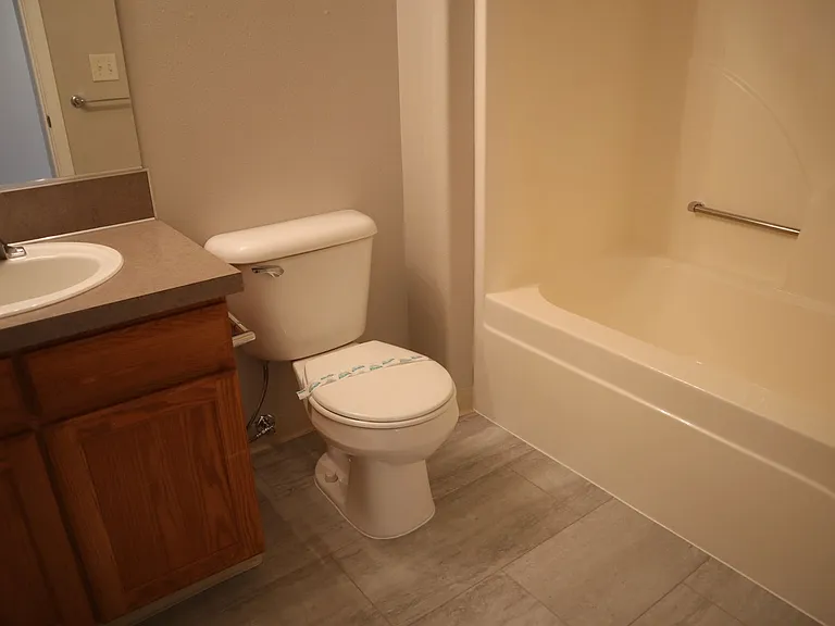 4615 NE 126th Ave — Photo 21
