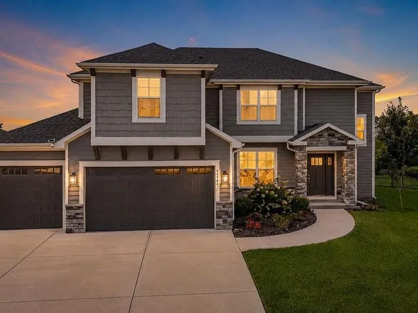 24704 W 76th St, Shawnee, KS 66227