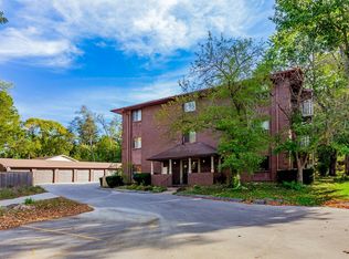 1235 66th St APT 14, Windsor Heights, IA 50324