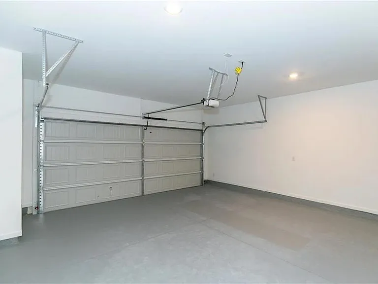 728 Sayers Ct — Photo 21