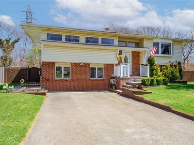 174 Tudor Rd, Centereach, NY, 11720