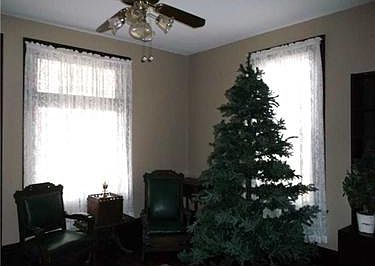 3rd image of 621 Alexander Ave