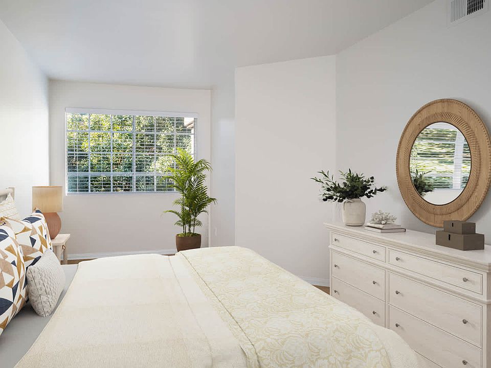 Bedroom with Hard Surface Flooring