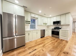 2939 N Hamlin Ave APT 1, Chicago, IL 60618