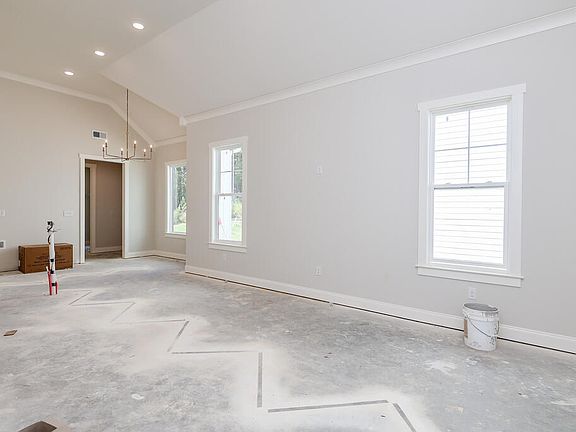 4th image of 935 Georgia Oak Cv